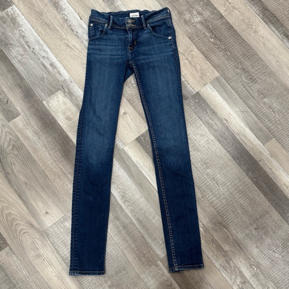 Hudson 2 button medium wash skinny jean ❤️ - Picture 6 of 7